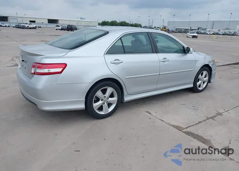 2011 Toyota Camry Se z USA, uszkodzony, nr VIN 4T1BF3EK4BU216086